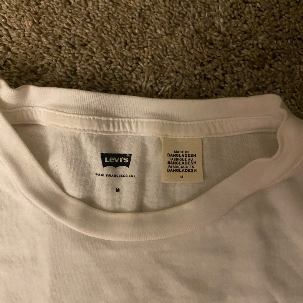 Levi’s Tee Bundle - image 2